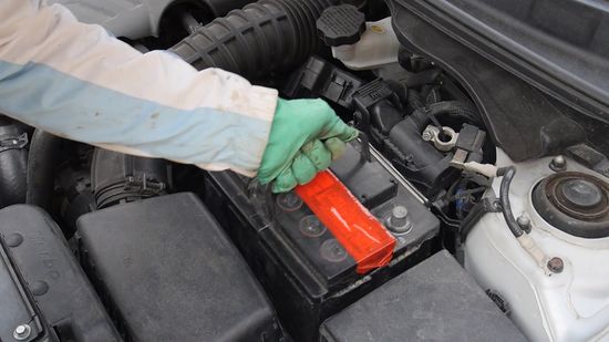Easily Replace Your Car Battery With These Tips